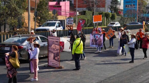 Tráfico en CDMX HOY: ¿Dónde hay marchas y BLOQUEOS este martes 14 de abril de 2026?