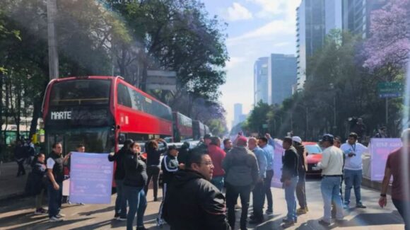 Tráfico CDMX HOY: Calles afectadas por marchas y BLOQUEOS este 9 de abril