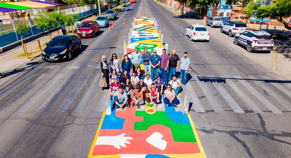 Pintan murales en calles del Centro Histórico de Hermosillo