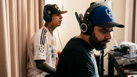 Defiende productor musical a Natanael Cano por su enfrentamiento con un fan en el aeropuerto