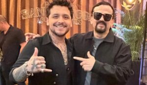 Se reúnen Christian Nodal y Cruz Martínez en el Palenque de Aguascalientes