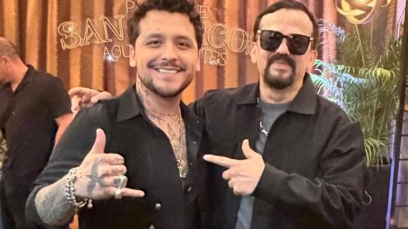 Se reúnen Christian Nodal y Cruz Martínez en el Palenque de Aguascalientes