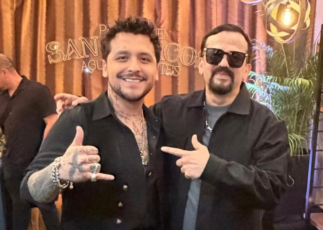 Se reúnen Christian Nodal y Cruz Martínez en el Palenque de Aguascalientes