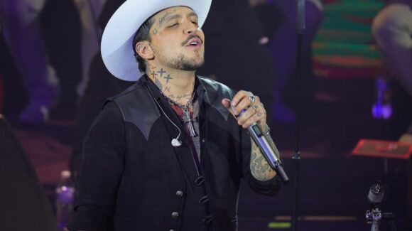 Christian Nodal reúne a miles en el Palenque de la ExpoGan 2026