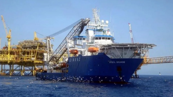 Pemex admite fuga en Cantarell tras derrame en el Golfo de México; hubo irregularidades internas