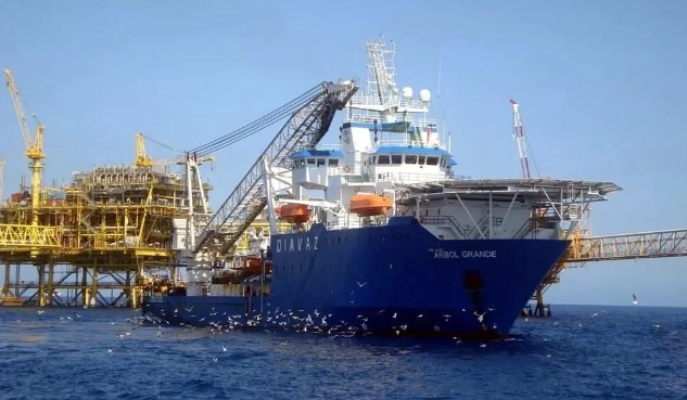 Pemex admite fuga en Cantarell tras derrame en el Golfo de México; hubo irregularidades internas