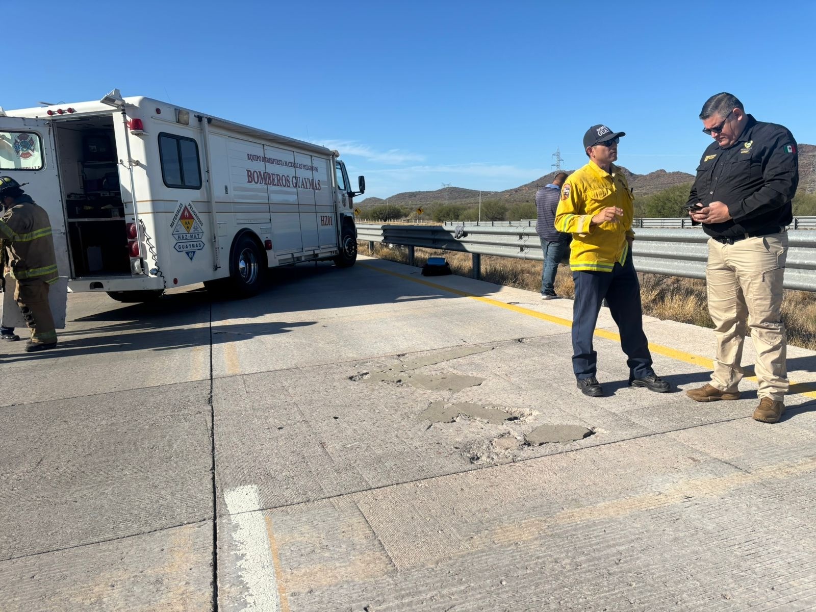 Sube a 27 el número de lesionados tras volcadura de pipa con amoniaco en la carretera Hermosillo-Guaymas