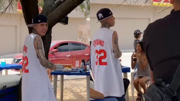 Santa Fe Klan, captado en Hermosillo junto a la boxeadora Camila Zamorano