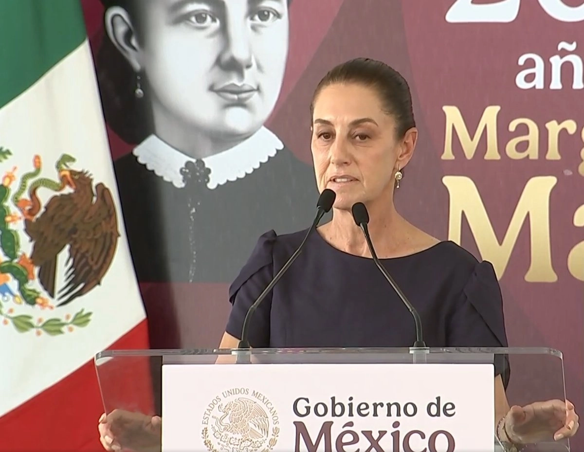 Claudia Sheinbaum supervisa atención a afectados por lluvias durante su gira en Hidalgo