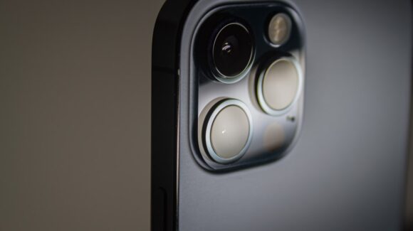 ¡Toma nota! Siri llegaría a la cámara del iPhone con iOS 27 según reportes