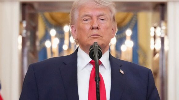 Trump reitera ULTIMÁTUM: Da 48 horas a Irán para abrir Ormuz o desatará el “infierno”