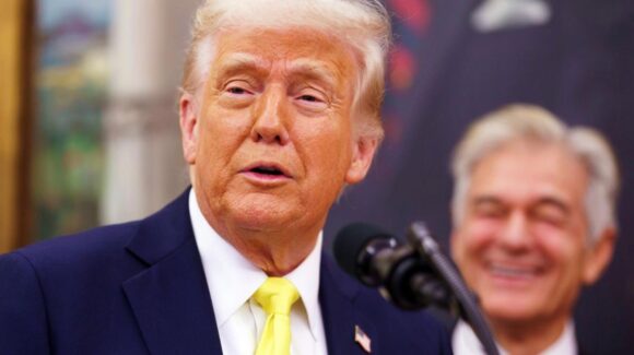 EU rescata a piloto tras derribo de avión en Irán; Trump confirma que está a salvo