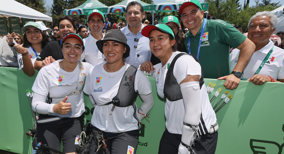 Alejandra Valencia comanda al equipo femenil de Tiro con Arco al podio en la Copa Mundial Puebla 2026