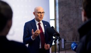 “Debe haber verdad y justicia”: Volker Türk se reúne con familias de desaparecidos en México, reconoce crisis