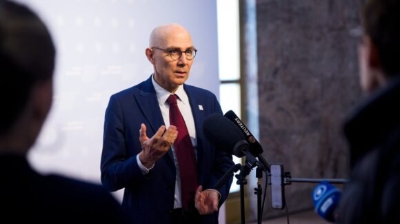 “Debe haber verdad y justicia”: Volker Türk se reúne con familias de desaparecidos en México, reconoce crisis