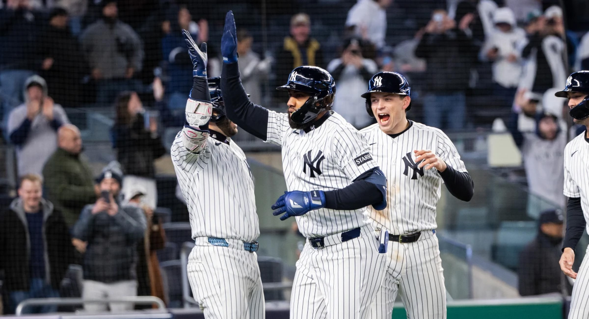 Pelotero dominicano se roba los reflectores y comanda la victoria de Yankees ante Athletics