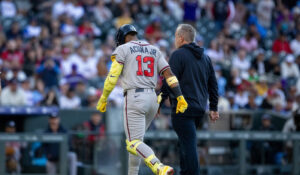 Duro golpe a Braves; Ronald Acuña Jr. va a lista de lesionados por distensión en el tendón de la corva