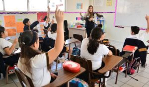 Adelantan el fin del ciclo escolar en siete estados de México por altas temperaturas y Mundial 2026