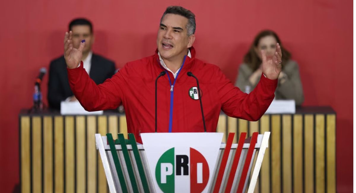Alejandro Moreno acusa a Claudia Sheinbaum de usar su poder para perseguir opositores