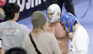 ¡Disfrutaron de la lucha libre! BTS visita Arena México y comparte encuentro con Místico
