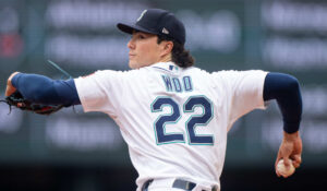 Bryan Woo y Julio Rodríguez le quitan lo bravo a Atlanta y los Mariners se llevan la serie