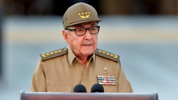China pide a Estados Unidos frenar acciones legales contra Cuba tras acusación contra Raúl Castro