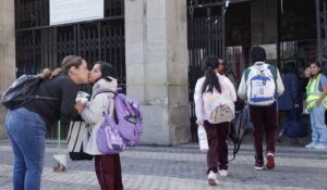 CNDH advierte riesgos a la SEP por recorte de calendario escolar 2025-2026