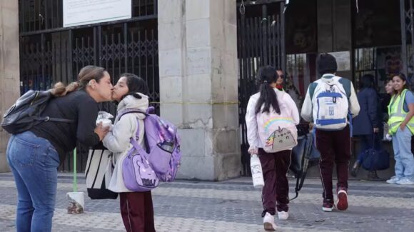 CNDH advierte riesgos a la SEP por recorte de calendario escolar 2025-2026