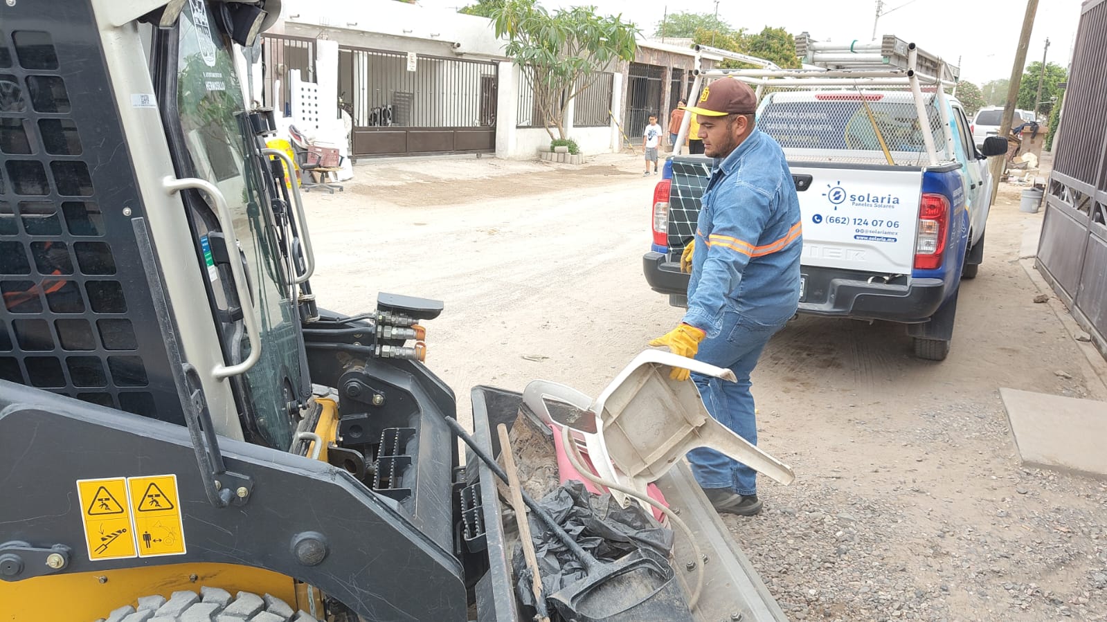 Ayuntamiento de Hermosillo retira 32 toneladas de cacharros contra dengue y rickettsia.