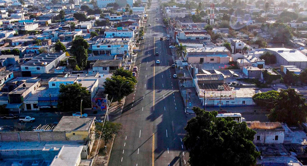 Lamarque destaca rehabilitación histórica de calles y critica rezago de administraciones