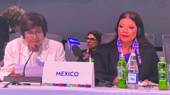 Clara Brugada defiende urbanismo feminista en Asamblea de Mujeres del Foro Urbano Mundial