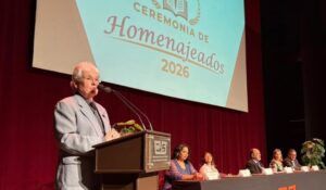 Cobach Sonora rinde homenaje a personal docente por 30, 25, 20 y 15 años de servicio