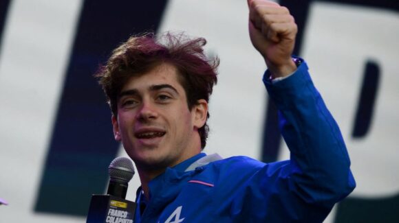 Franco Colapinto termina décimo en carrera sprint de Miami tras enfrentar a Verstappen