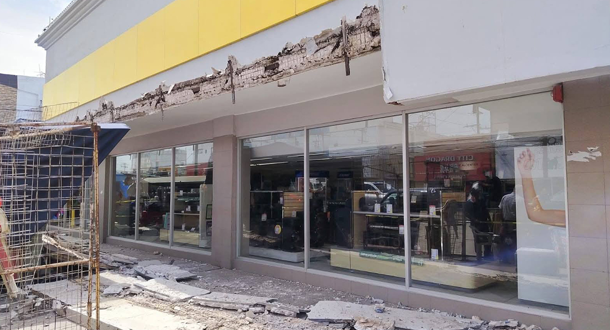Canaco pide reforzar medidas tras colapso de fachada en tienda Coppel
