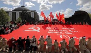 Berlín prohíbe símbolos rusos en conmemoración del Día de la Victoria