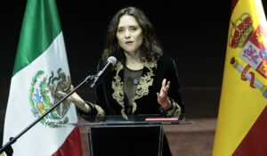 Isabel Díaz Ayuso compara situación de México con Venezuela por control institucional
