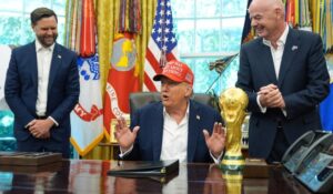 Donald Trump elimina fianzas migratorias para aficionados con boletos del Mundial 2026