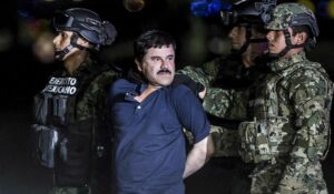 Chapo Guzmán insiste en ser extraditado y culpa a gobierno de México por violencia en el país