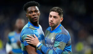Real Madrid confirma la pelea de Valverde y Tchouaméni; ‘Fede’ será baja por un traumatismo