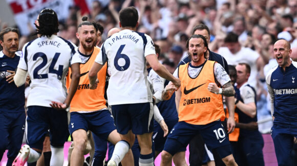 Tottenham se mantiene en la Premier League; los Spurs libran el descenso con el triunfo ante el Everton