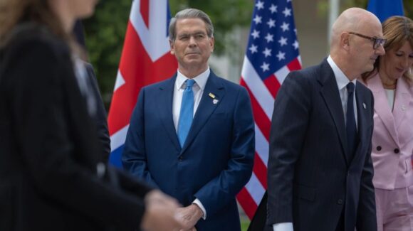 Scott Bessent llama a aliados de EU a actuar con ‘firmeza’ contra Irán y el Cártel de Sinaloa