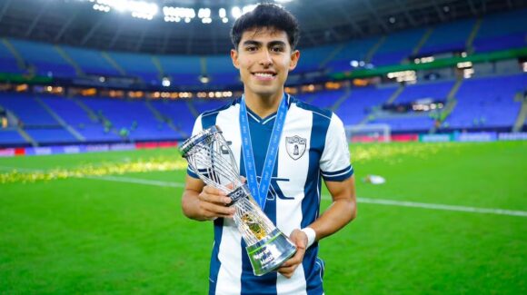 ¿Otro mexicano a Europa? Elías Montiel del Pachuca atrae interés del Sporting de Lisboa