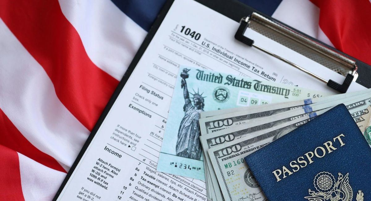 Estados Unidos podría retirar VISA a mexicanos que realicen compras grandes en outlets