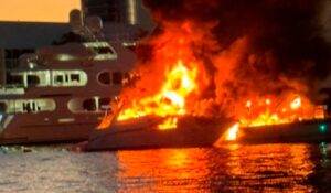 Explosión en embarcación en Miami deja al menos 15 hospitalizados