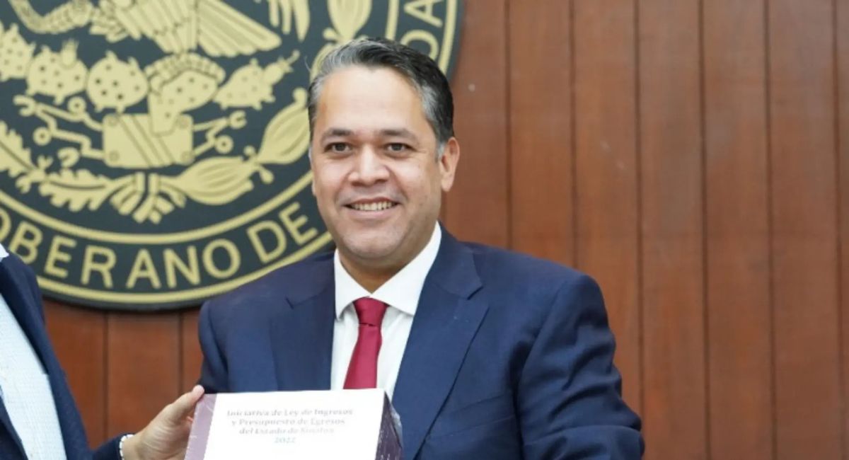 Exsecretario de Finanzas de Sinaloa se entrega en Nueva York