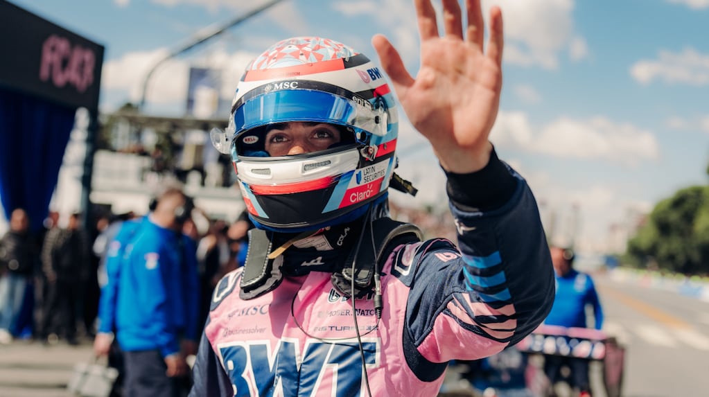 El argentino Franco Colapinto clasifica octavo para el GP de Miami y suma rendimiento para F1.