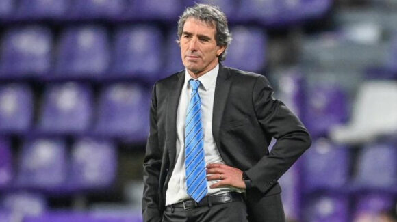 Guillermo Almada no seguirá al mando del Real Oviedo; racha de derrotas y descenso marcan su gestión