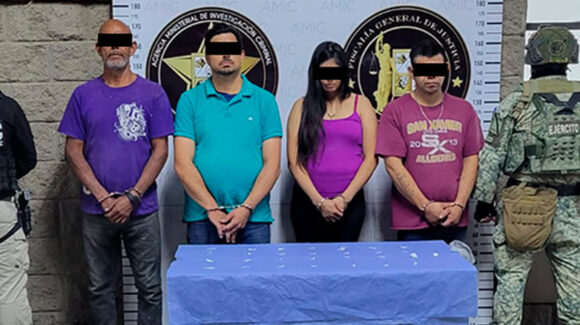 Sorprenden a una mujer y tres hombres con droga en Hermosillo; tienen antecedentes penales