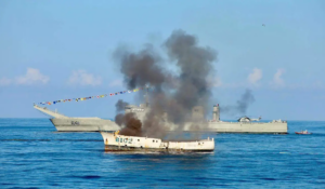 Hunden barco donado por Japón en el Golfo de México; será arrecife artificial en Tamaulipas