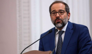 Vinculan a proceso a Ignacio Peralta, exgobernador de Colima, por peculado